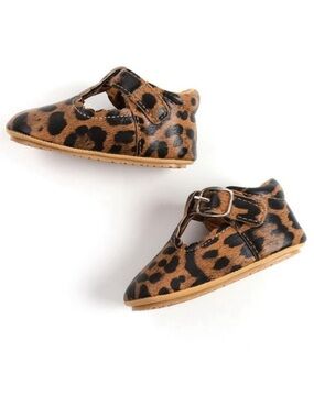 ⭐️ Leopard Print Kids T-Strap Soft Sole Shoes